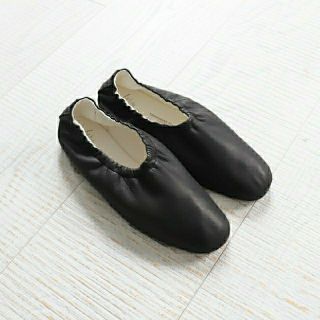 ヤエカ(YAECA)のBEAUTIFUL SHOES バレエシューズ  新品(バレエシューズ)