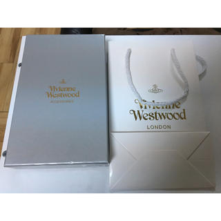 ヴィヴィアンウエストウッド(Vivienne Westwood)のヴィヴィアン　紙袋　箱　ショップカード　全てセット✨(ショップ袋)