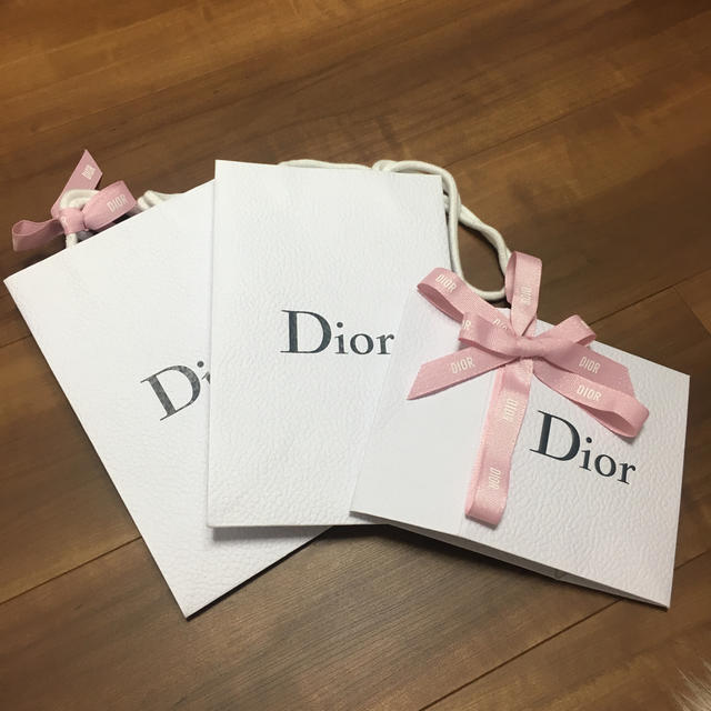 Dior(ディオール)のDior ショッパー×2 紙箱×1 レディースのバッグ(ショップ袋)の商品写真