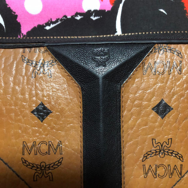 MCM(エムシーエム)のMCM エムシーエム　男女兼用　レザー・長財布　正規品 メンズのファッション小物(長財布)の商品写真