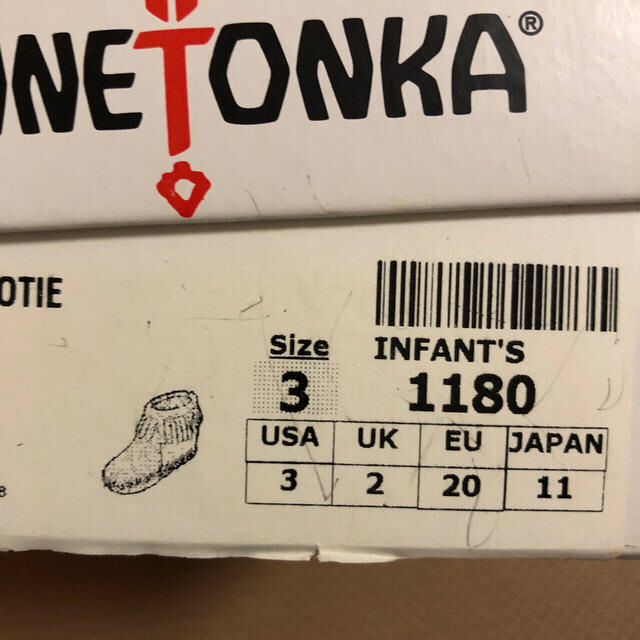 Minnetonka(ミネトンカ)のMINNETONKAベビーブーツ キッズ/ベビー/マタニティのベビー靴/シューズ(~14cm)(ブーツ)の商品写真