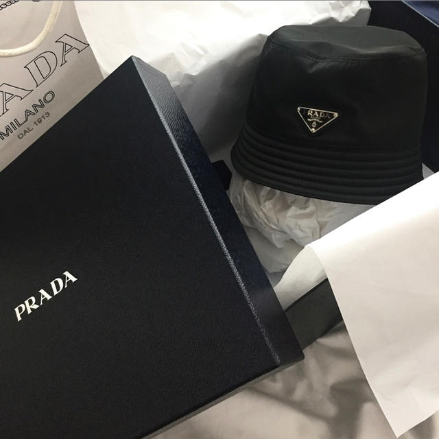 PRADA ナイロンハット M 青山購入品帽子