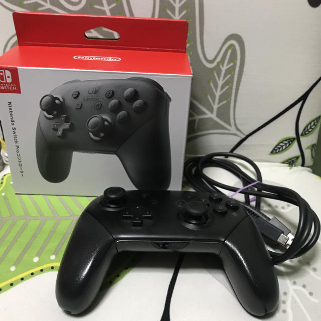 Nintendo Switch(ニンテンドースイッチ)のtomo様専用☆任天堂☆プロコン エンタメ/ホビーのゲームソフト/ゲーム機本体(家庭用ゲーム機本体)の商品写真