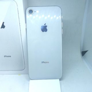 アイフォーン(iPhone)の【3月5日迄】iPhone8 Silver 64G Simフリー(スマートフォン本体)