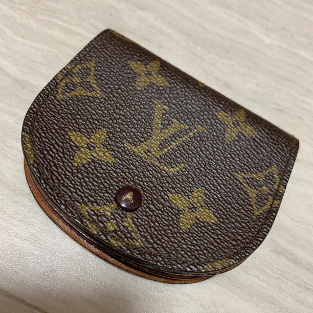 LOUIS VUITTON ポルト モネ グゼ コインケース