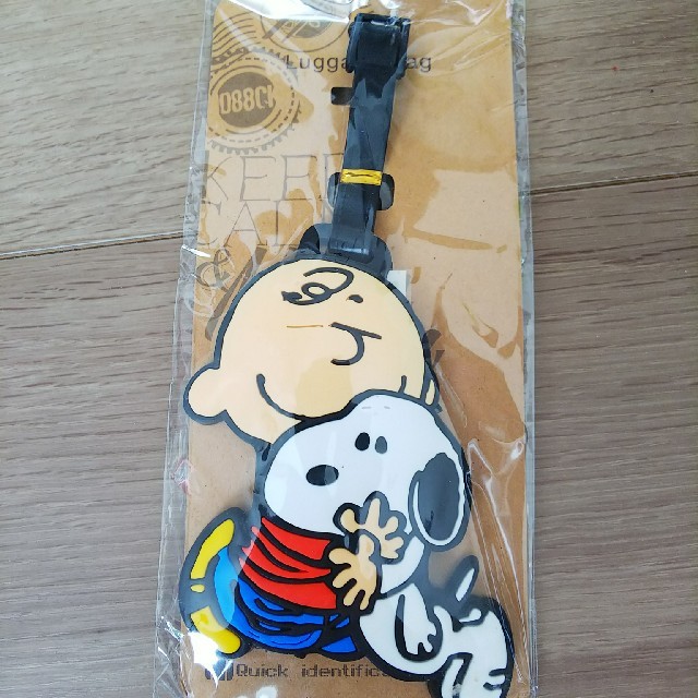 SNOOPY(スヌーピー)のラゲッジタグ ネームタグ スーツケース インテリア/住まい/日用品の日用品/生活雑貨/旅行(旅行用品)の商品写真