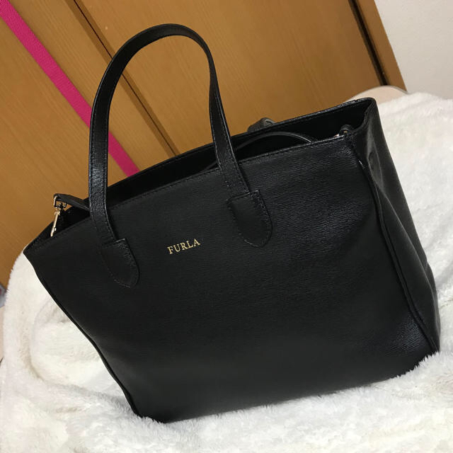 超美品　期間限定　FURLA トートバッグ