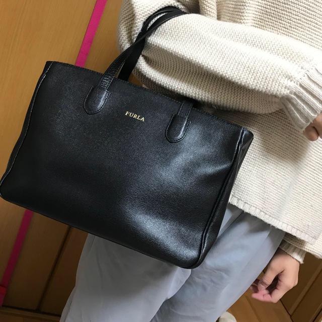 超美品　期間限定　FURLA トートバッグ