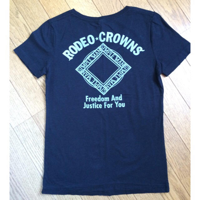 RODEO CROWNS(ロデオクラウンズ)の新品未使用 RODEO CROWNS Tシャツ レディースのトップス(Tシャツ(半袖/袖なし))の商品写真