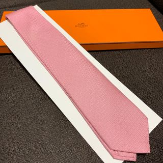 エルメス(Hermes)のhiroroさん　エルメス　ネクタイ(ピンク)美品(ネクタイ)