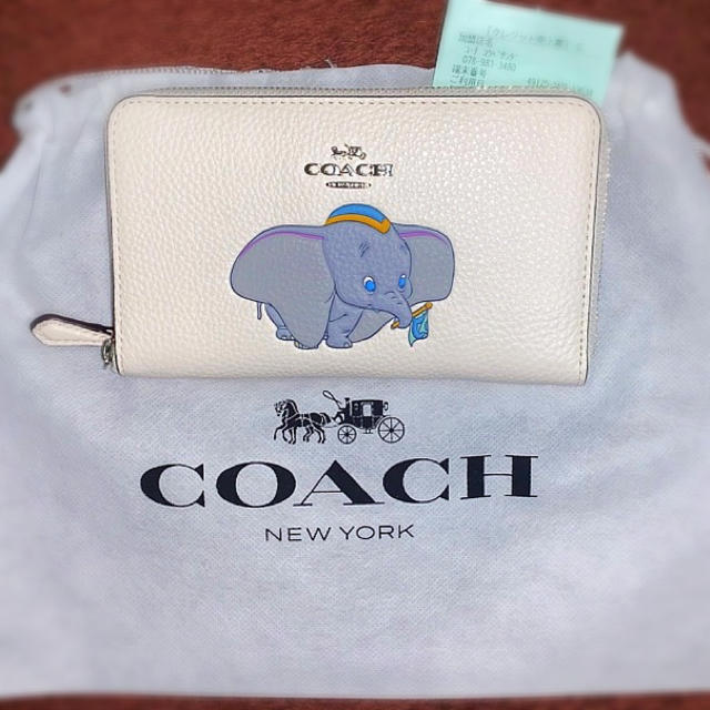 COACH(コーチ)の【コーチ×ディズニー】ダンボ レザーモチーフ ミディアムジップ レディースのファッション小物(財布)の商品写真