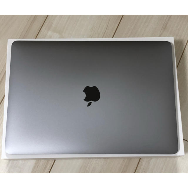 MacBook Air 13インチ 2018 スペースグレイ