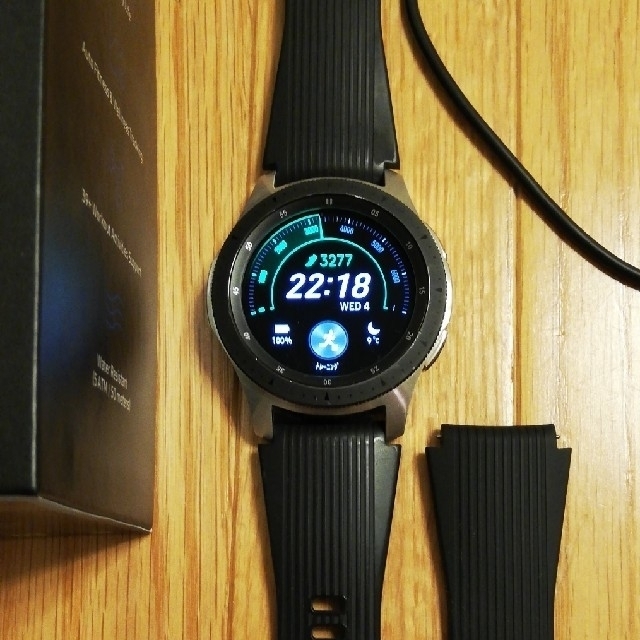 SAMSUNG(サムスン)のGalaxy  Watch シルバー 46mm メンズの時計(腕時計(デジタル))の商品写真