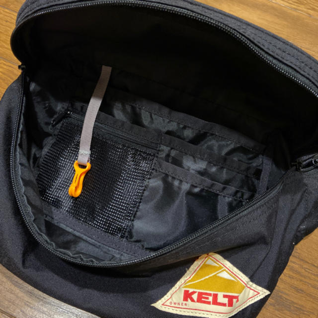 KELTY(ケルティ)のケルティ　ショルダーバッグ　黒 メンズのバッグ(ショルダーバッグ)の商品写真