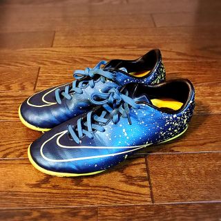 ナイキ(NIKE)の⚽️トレーニングシューズ★22.5cm(スニーカー)