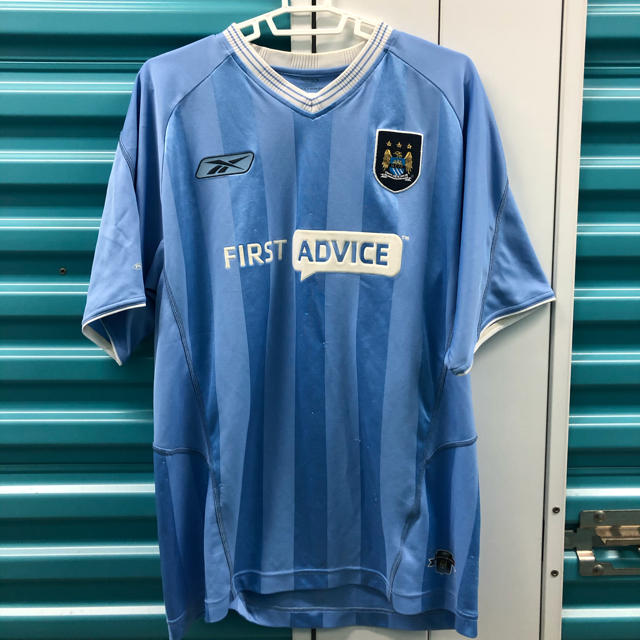 Reebok(リーボック)のManchester City マンチェスター シティ ユニフォーム スポーツ/アウトドアのサッカー/フットサル(ウェア)の商品写真