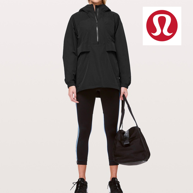 lululemon(ルルレモン)の新品未使用 ルルレモン Move With ThePack ジャケット サイズ4 スポーツ/アウトドアのランニング(ウェア)の商品写真