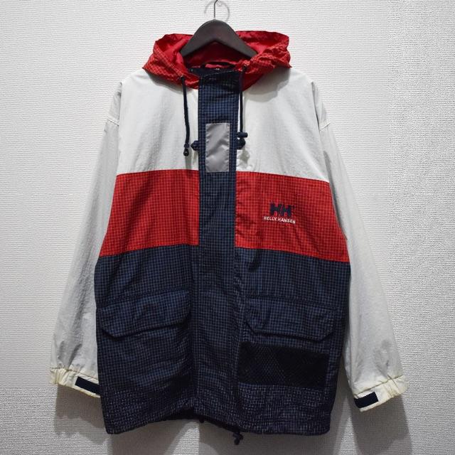 ヘリーハンセンHELLY HANSEN マウンテンパーカー 8359