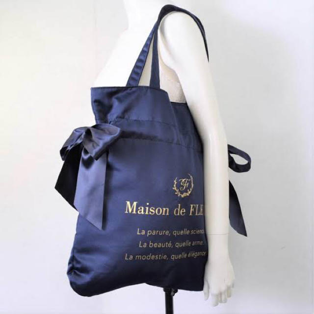Maison de FLEUR(メゾンドフルール)のMaison de FLEUR ダブルリボントートバック♡ネイビー レディースのバッグ(トートバッグ)の商品写真