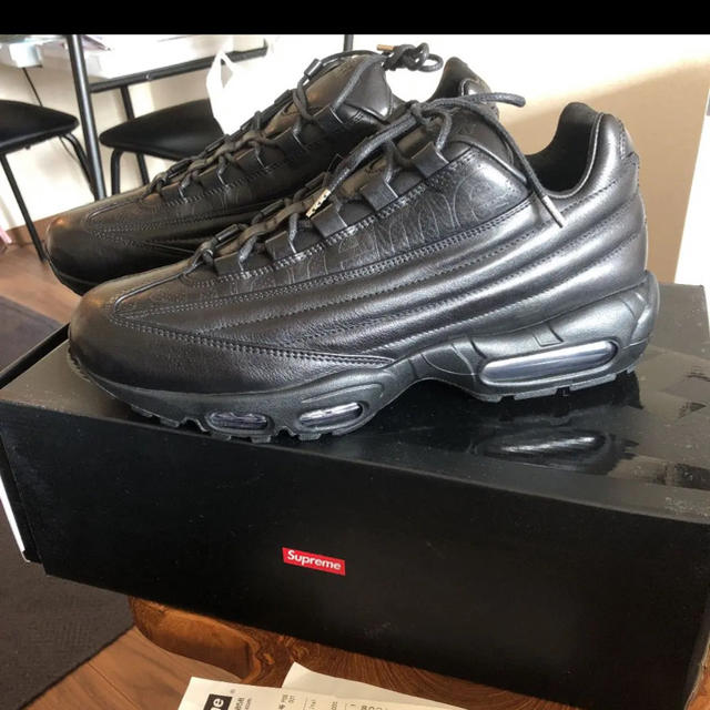 air max95 lux supreme nike 新品未使用　定価以下