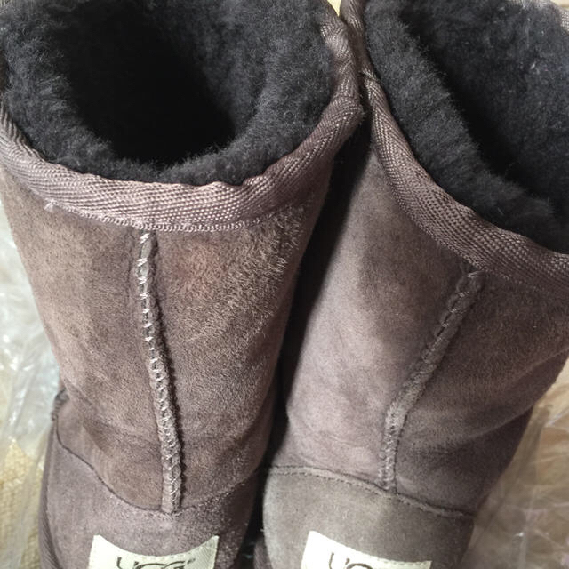 UGG(アグ)のUGG ブ–ツ キッズ/ベビー/マタニティのキッズ靴/シューズ(15cm~)(ブーツ)の商品写真