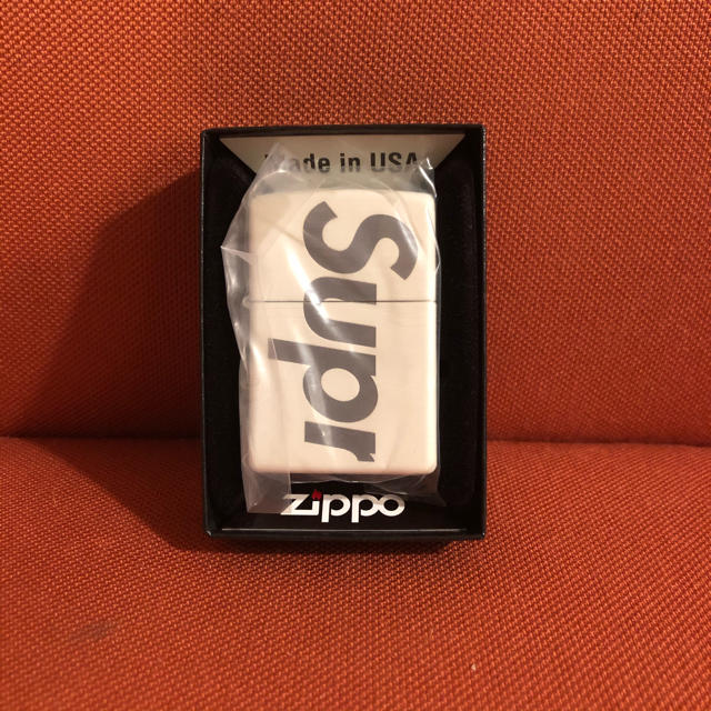 定価以下　supreme zippo 20ss