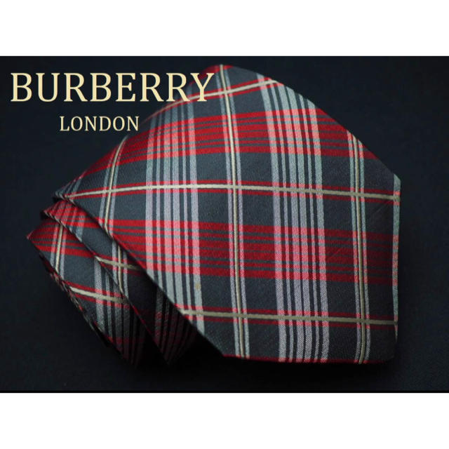 BURBERRY - 【美品 期間限定】BURBERRY バーバリー イタリア チェック柄 高級シルクの通販 by ⭐ヒカル⭐'s shop