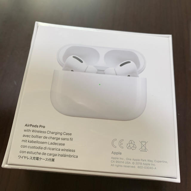 AirPods Pro(エアポッド) 型番：MWP22J/A