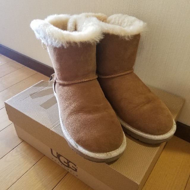 UGG ブーツ セレーヌ 美品 23cm - ブーツ