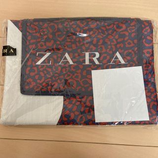 ザラ(ZARA)のZARA レジャーシート&服2点　　猫様専用です。他の方のご購入は禁止です。(ノベルティグッズ)