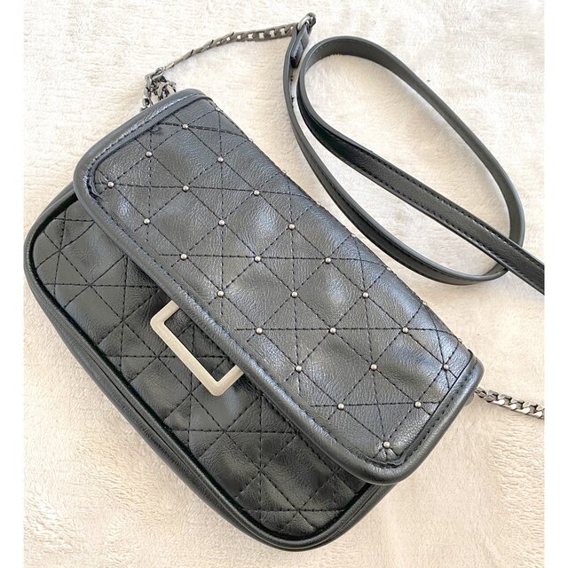 ZARA(ザラ)のZARA ザラ ソフトクロスボディウォレットバッグ 財布 レディースのバッグ(ショルダーバッグ)の商品写真