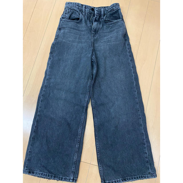 Alexander Wang(アレキサンダーワン)の今だけお値下げ！アレキサンダーワン　ブラックデニム　denim 24 レディースのパンツ(デニム/ジーンズ)の商品写真