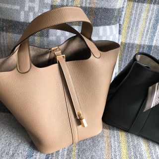 エルメス(Hermes)の❤︎潤❤︎様専用♡エルメス♡ピコタンロックmm♡ベージュドワイマール(ハンドバッグ)