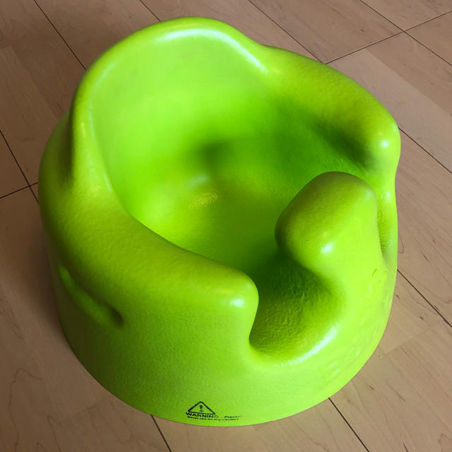 Bumbo(バンボ)のバンボ　グリーン キッズ/ベビー/マタニティの寝具/家具(その他)の商品写真