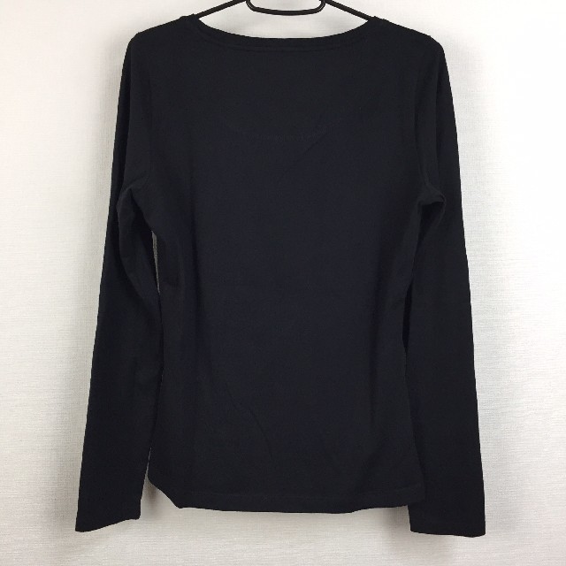 BURBERRY BLUE LABEL(バーバリーブルーレーベル)の美品 BURBERRY BLUE LABEL 長袖Tシャツ ブラック サイズ38 レディースのトップス(Tシャツ(長袖/七分))の商品写真