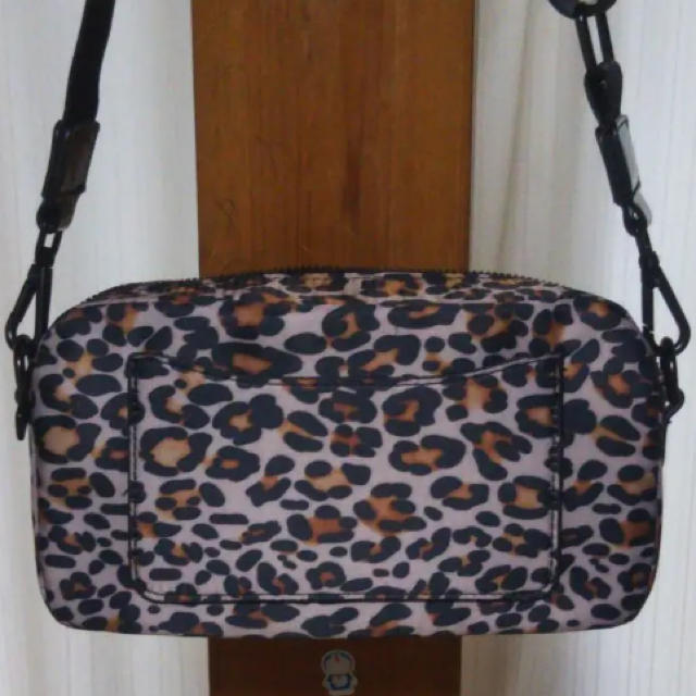 【美品】レオパード柄♡ショルダーバッグ レディースのバッグ(ショルダーバッグ)の商品写真
