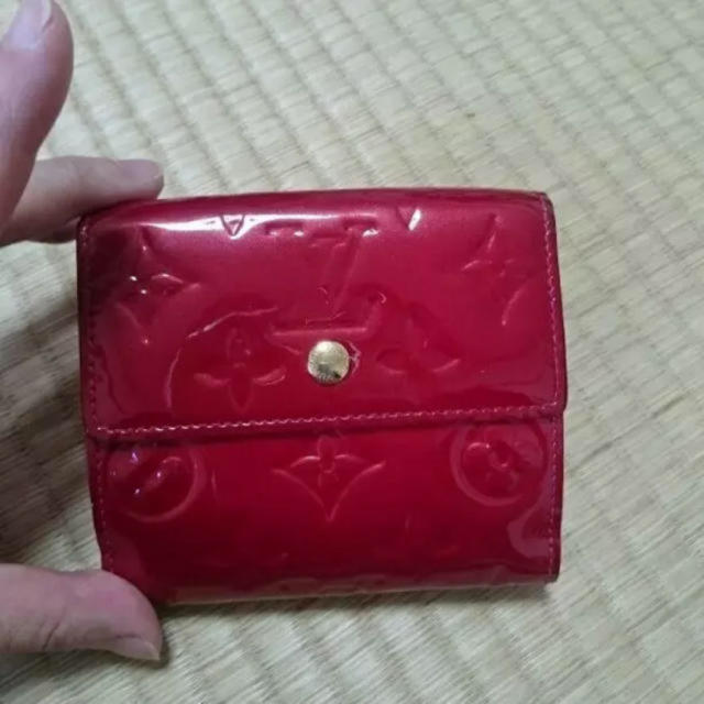 ルイヴィトンのヴェルニ財布