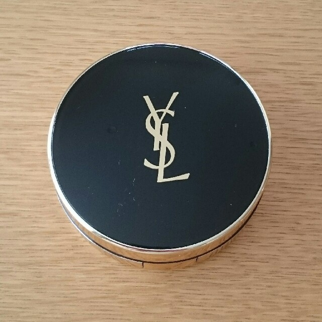 Yves Saint Laurent Beaute(イヴサンローランボーテ)の※ケースのみ※ イヴ・サンローラン アンクル ド ポー ルクッション  コスメ/美容のベースメイク/化粧品(その他)の商品写真