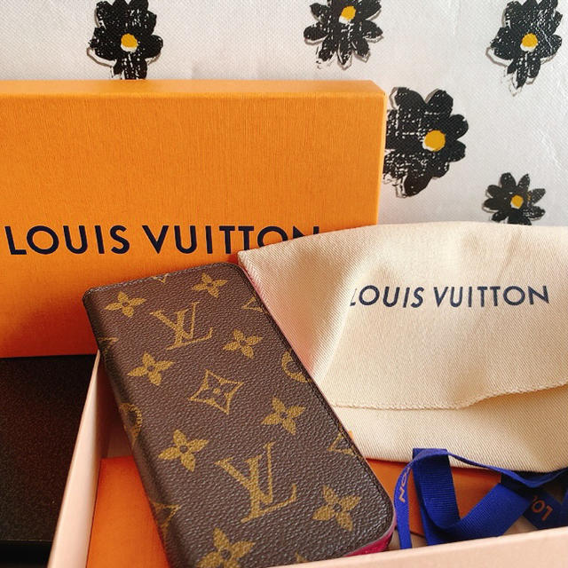 LOUIS VUITTON - LOUIS VUITTON ルイ・ヴィトン　iPhoneケースの通販