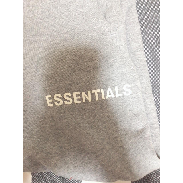 FEAR OF GOD(フィアオブゴッド)の断捨離中さん専用　fog essentials スエットパンツ グレー メンズのパンツ(その他)の商品写真