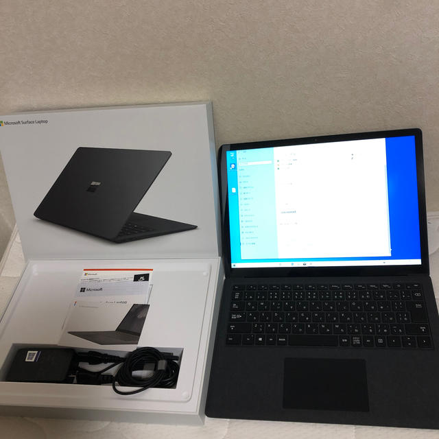 PC/タブレットSurface Laptop2 core i5 8GB 256GB黒