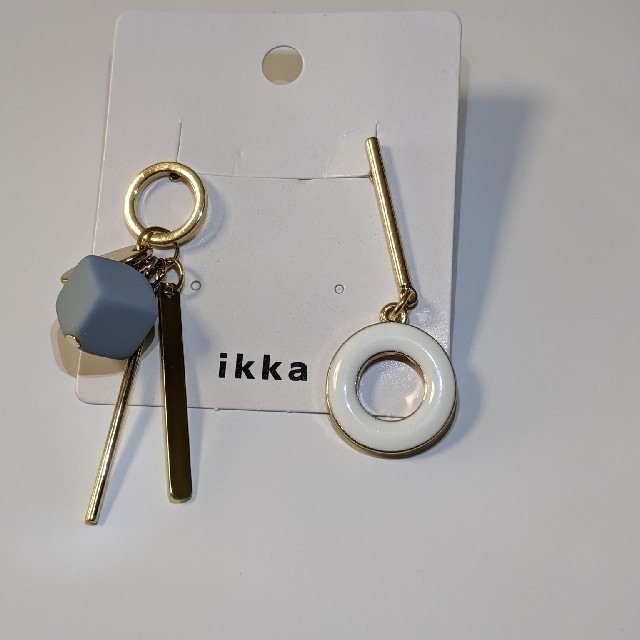 ikka(イッカ)のピアス　ikka ワイエス　両耳　フリーサイズ レディースのアクセサリー(ピアス)の商品写真