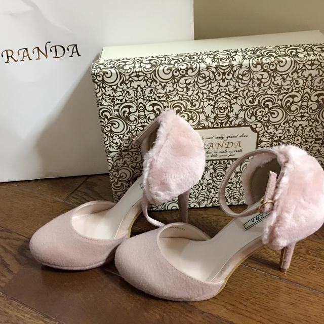 RANDA(ランダ)のRANDA👠ファー付きパンプス👠 レディースの靴/シューズ(ハイヒール/パンプス)の商品写真