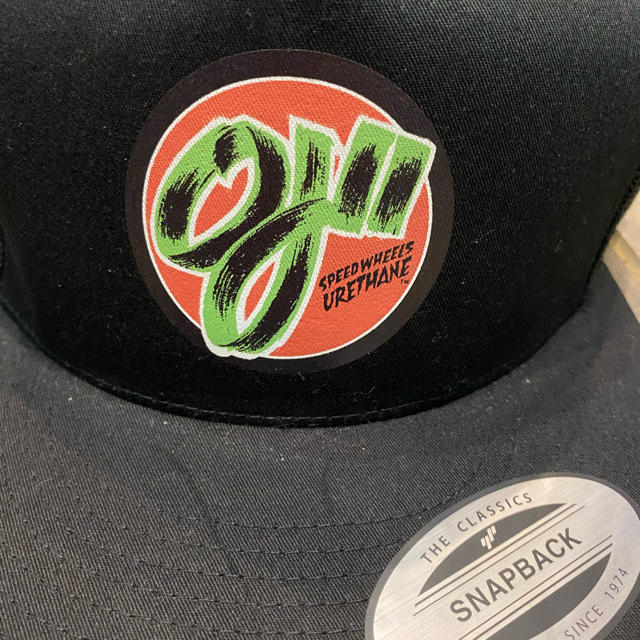 DOG TOWN(ドッグタウン)の新品　OG オージー　キャップ　メッシュCAP スケート　メンズ　 メンズの帽子(キャップ)の商品写真