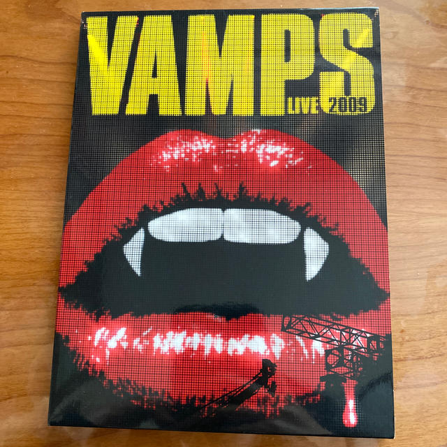VAMPS　LIVE　2009（初回受注限定生産盤） DVD 【最終値下げ】 エンタメ/ホビーのDVD/ブルーレイ(ミュージック)の商品写真