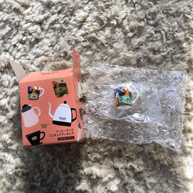 KALDI(カルディ)のカルディ　ミニチュア　カップ ハンドメイドのおもちゃ(ミニチュア)の商品写真