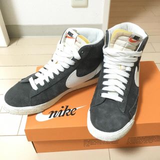 ナイキ(NIKE)のNIKE スニーカー グレー 25cm(スニーカー)