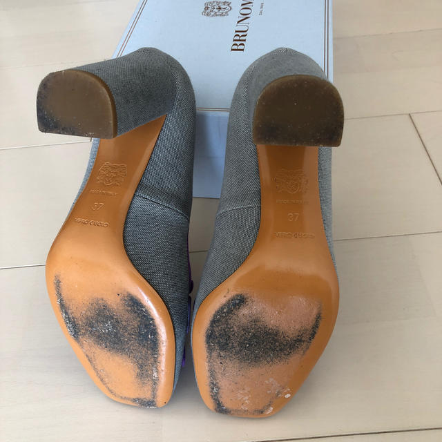 BRUNOMAGLI(ブルーノマリ)のBRUNOMAGLI パンプス レディースの靴/シューズ(ハイヒール/パンプス)の商品写真