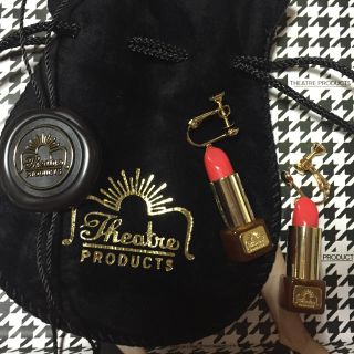 シアタープロダクツ(THEATRE PRODUCTS)のTP💄アクリルリップイヤリング(イヤリング)