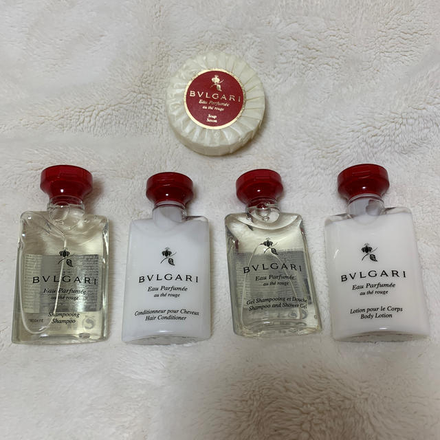 BVLGARI(ブルガリ)の♡ブルガリ♡アメニティ5点セット コスメ/美容のボディケア(バスグッズ)の商品写真